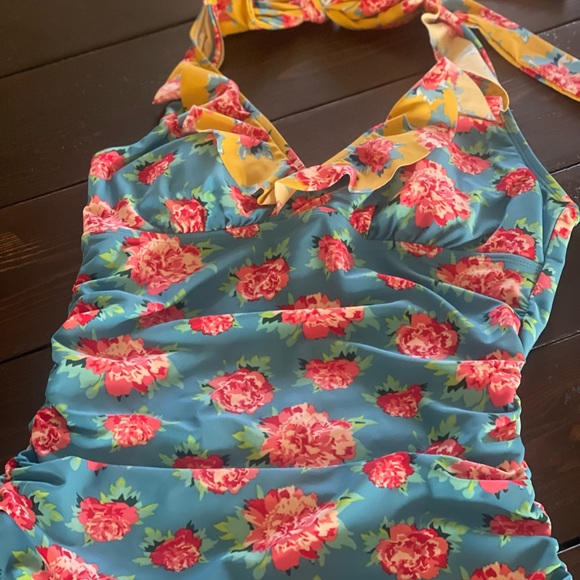 Matilda Jane swimsuit top - Picture 2 of 4